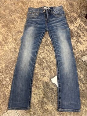 BKE Men’s Straight Jeans in Faded Blue Wash